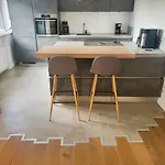 Hhybshjgshsjd Jehehei Апартаменты Фаллендар