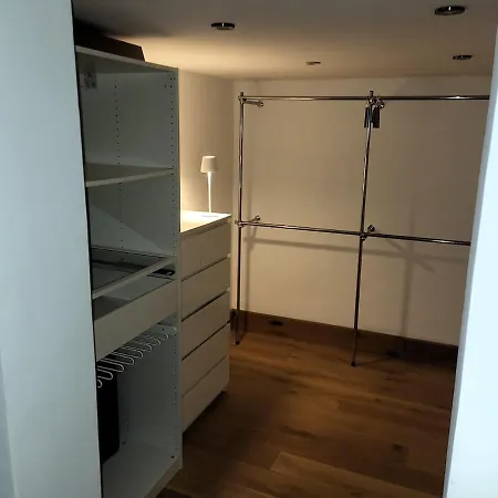 Modernes & Luxurioeses Nahe Der Whu Und Der Humboldthoehe In Apartment Vallendar