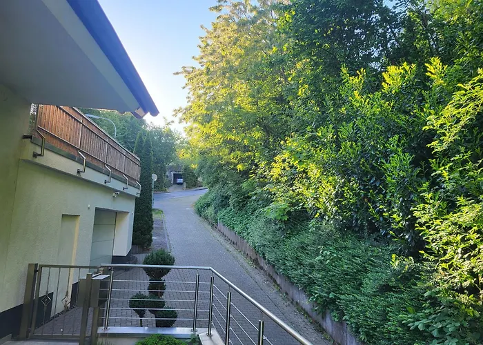 Hhybshjgshsjd Jehehei