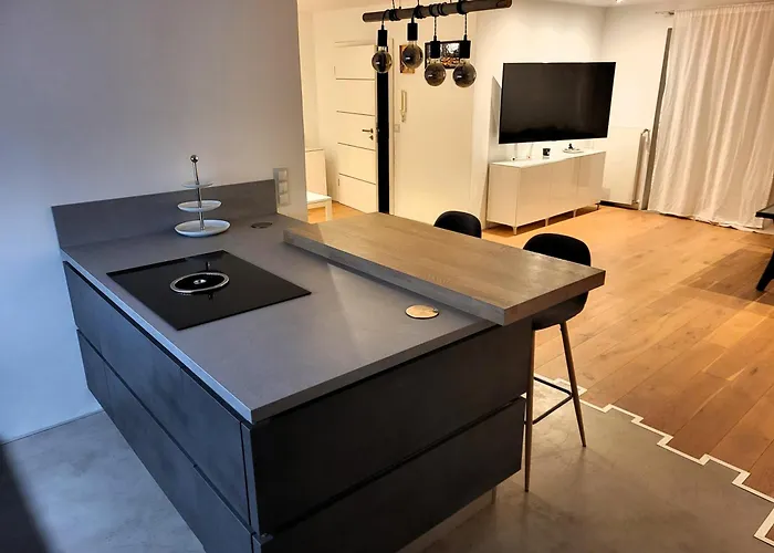 Hhybshjgshsjd Jehehei Vallendar